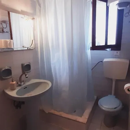 Melissi Blue 1 * Melíssion