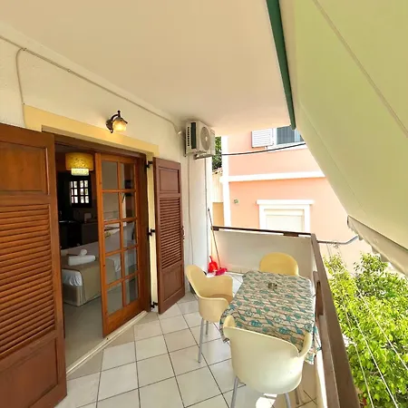 Melissi Blue 1 Hébergement de vacances Melíssion