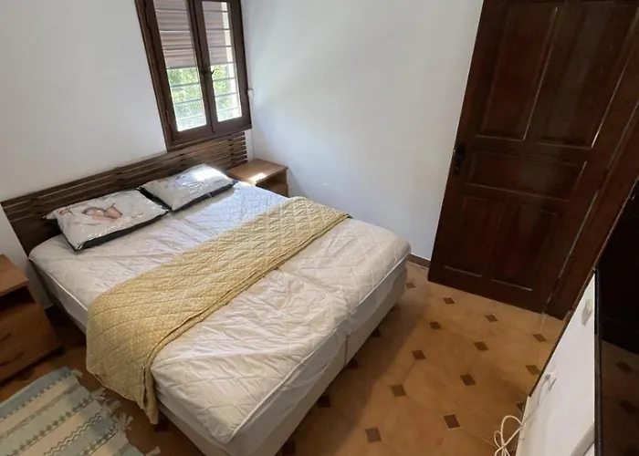 Vakantiehuis Melissi Blue 1 *