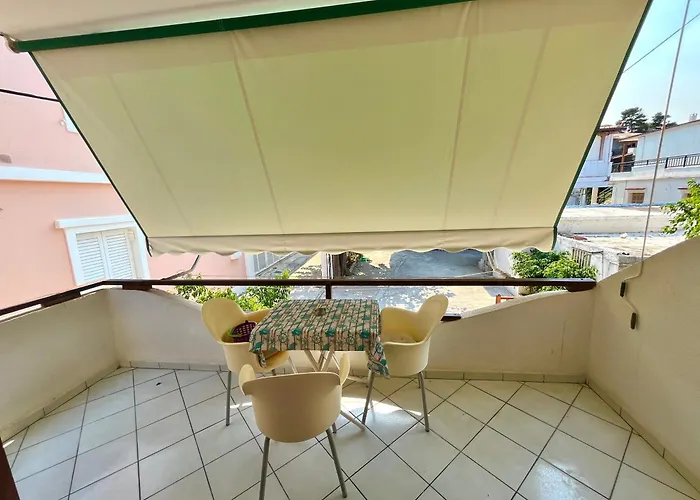 Melissi Blue 1 * Melíssion